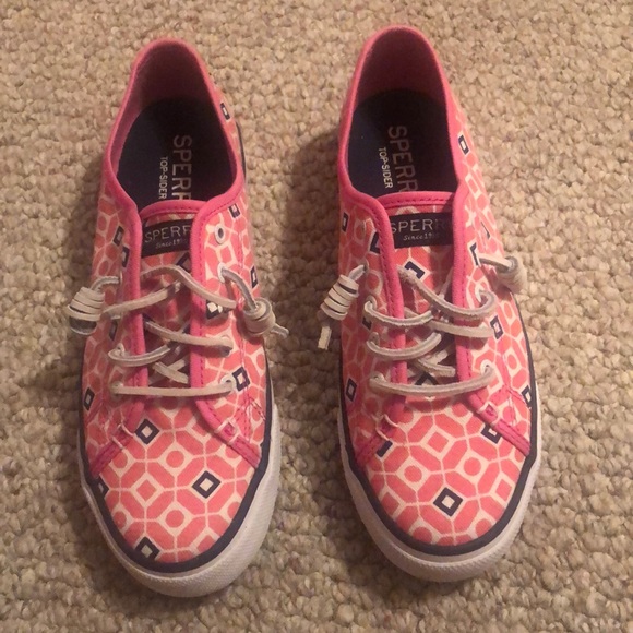 Women’s Sperry shoes - Picture 1 of 9